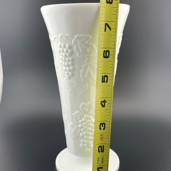 Vintage, Trumpet Vase, Milk Glass, Harvest Grape Pattern, by Colony Glass - Picture 6 of 7